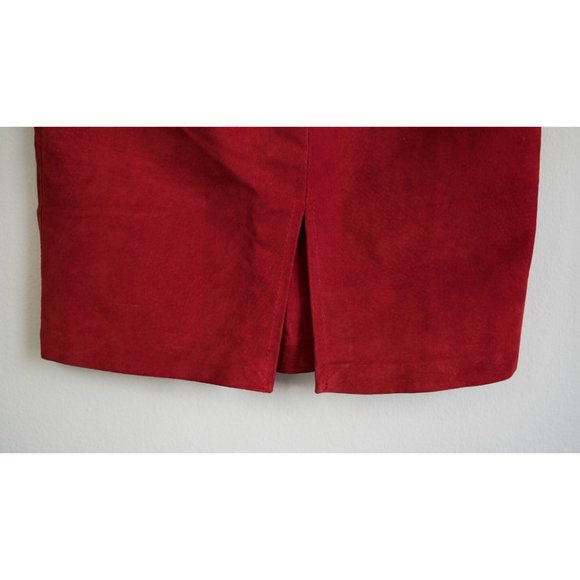 Vintage Red Suede Mini Skirt - Picture 4 of 8